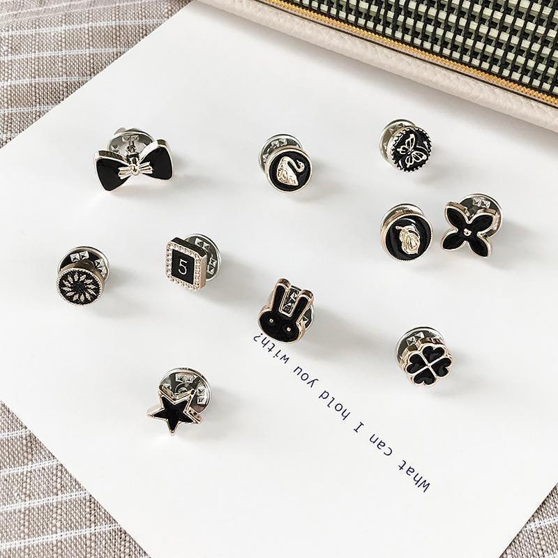 Stylish Decorative Brooches: Clothing Accessories Set