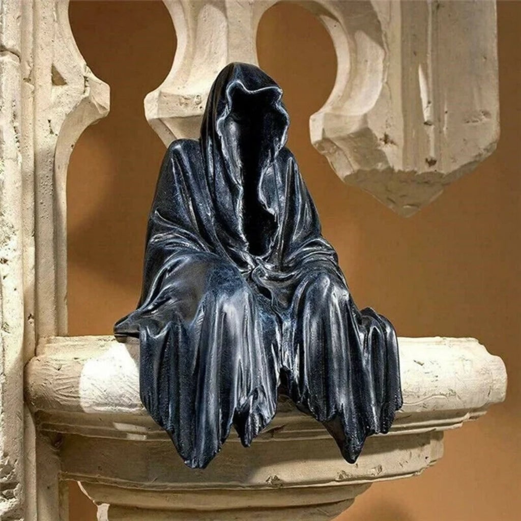 Halloween Decoration: Compact Grim Reaper Statue