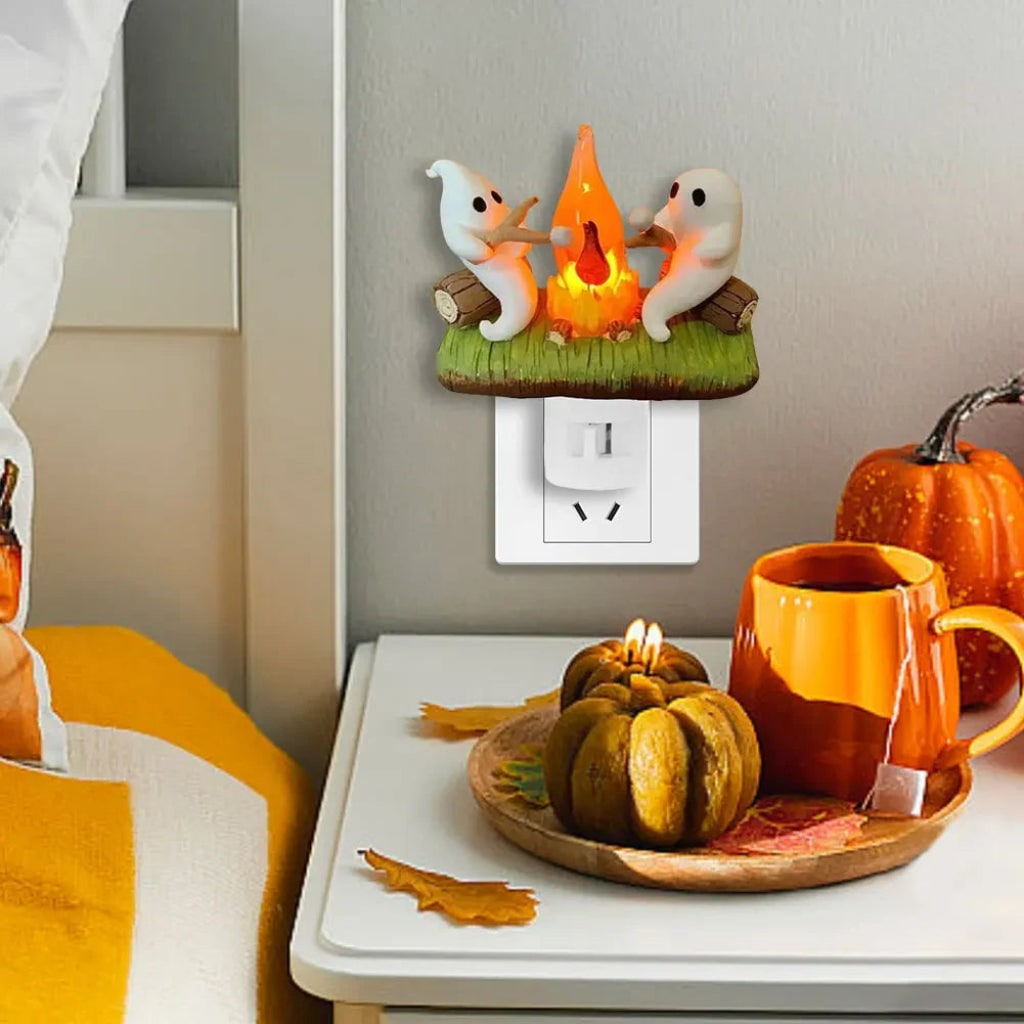 Halloween Ghost Night Light - Plug-In LED Decoration for Spooky Rooms