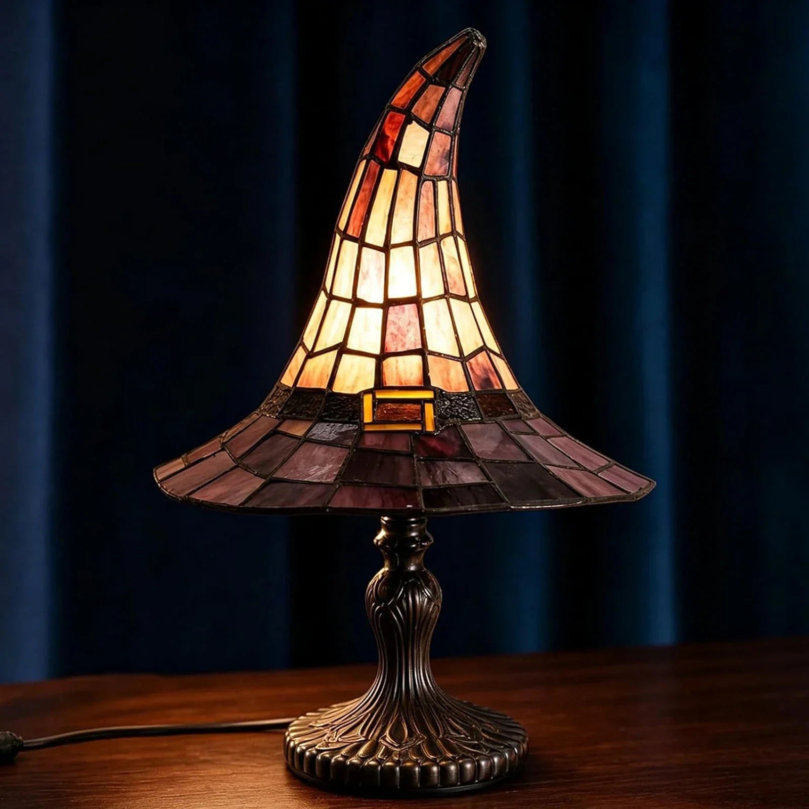 Gothic Halloween Table Lamp – Spooky Decorative Accent